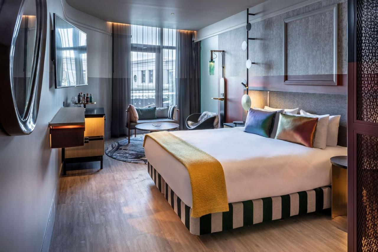 Qt อ็อคแลนด์ Hotel โอ๊คแลนด์ ภายนอก รูปภาพ Deluxe Room
